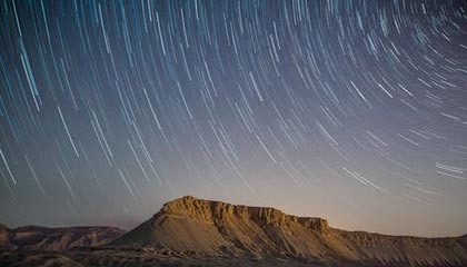 爱游戏官方网站-羽毛球女双半决赛，中国组合鏖战三局艰难晋级，女子羽毛球双打半决赛名单