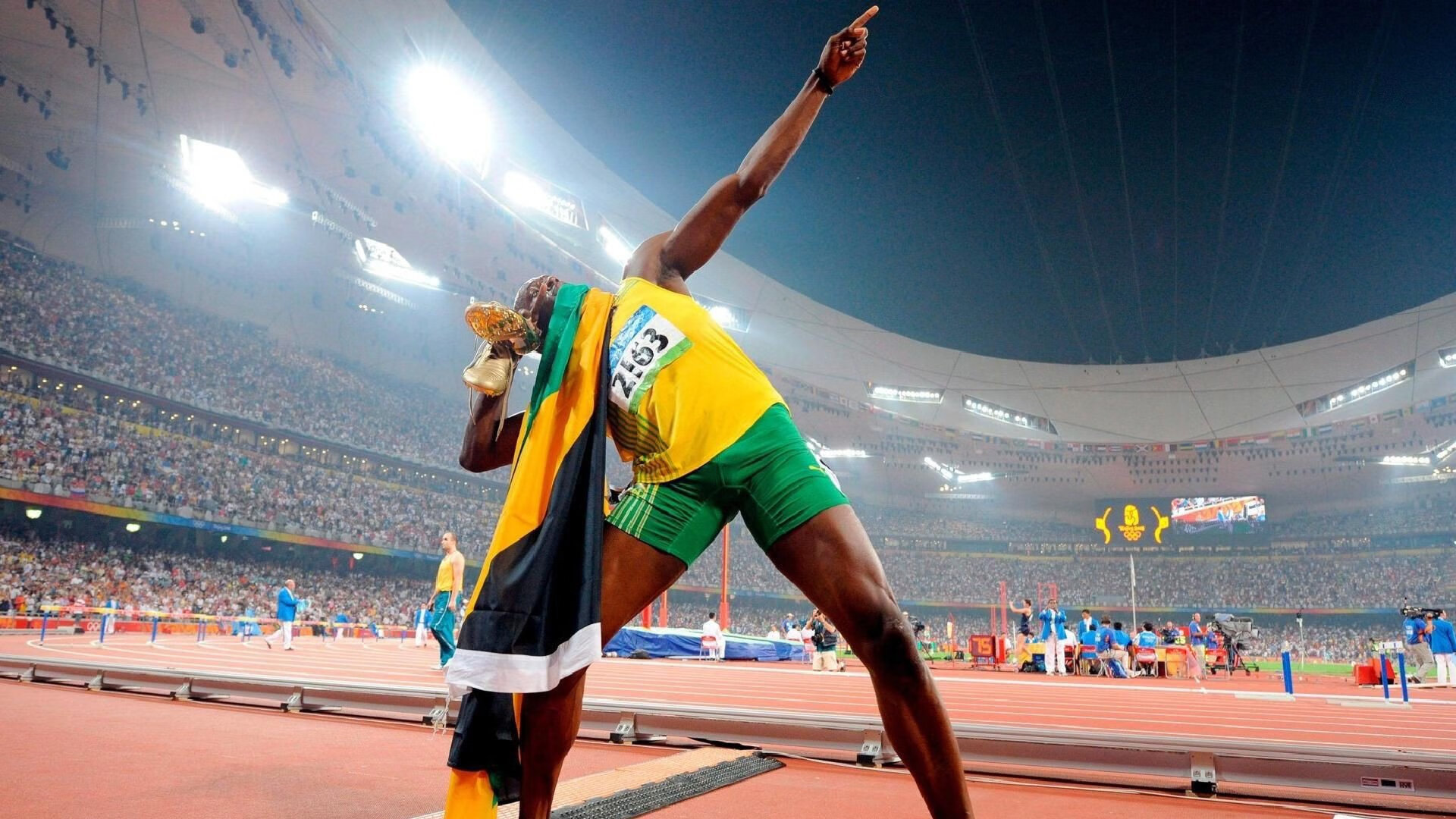 波兰队赛制解析：如何在团体赛中提升战术配合，波兰队战绩