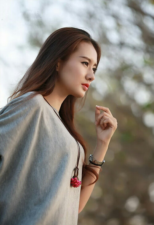 爱游戏体育APP下载-选手训练视频公开展现专业态度引网友尊重，选手培训